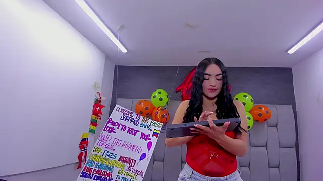 Sarita Ass online show from 06-17-26, 04:48