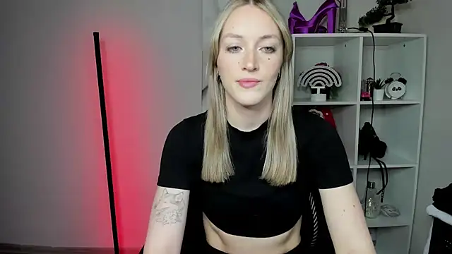 EvelynBlond online show from 03-02-26, 06:25