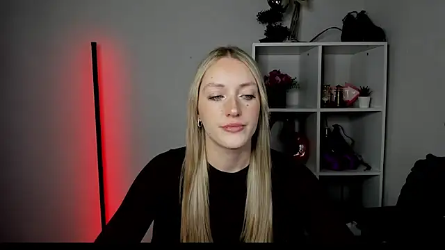 EvelynBlond online show from 07-06-26, 12:46