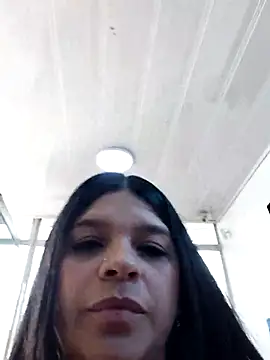 Layla-daring online show from 04-30-26, 08:57