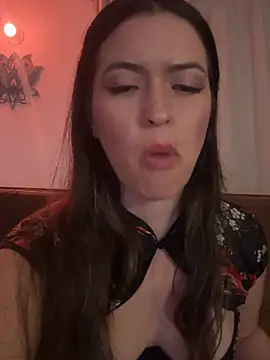 Snapshot of Little__Danni1 chatting on 07-12-26, 04:14 Little Danni1 online show from 07-12-26, 04:14