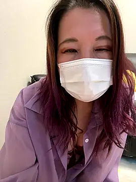 Snapshot of nana_na425 chatting on 11-28-25, 04:48 nana na425 online show from 11-28-25, 04:48