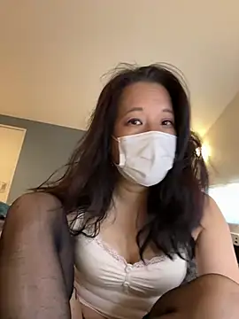 nana na425 online show from 04-17-26, 12:24