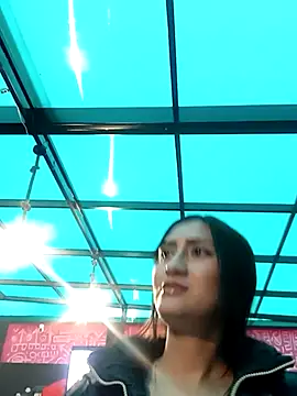 Snapshot of Marilyn_1-2 chatting on 12-01-25, 10:48 Marilyn 1-2 online show from 12-01-25, 10:48