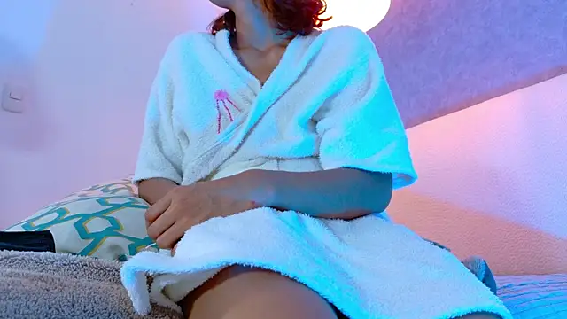 lanna w online show from 12-04-25, 10:29