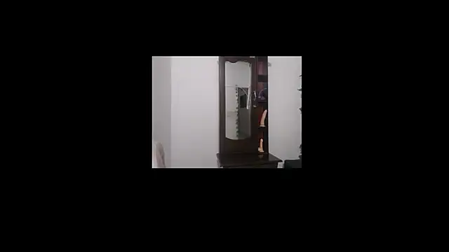 Bellariel online show from 01-16-26, 04:49