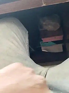 Roy   121 online show from 11-30-25, 06:39