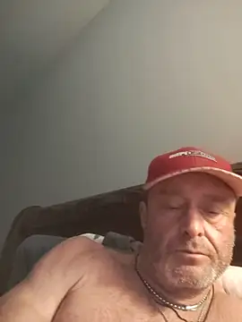 Slydog1010 online show from 06-08-26, 04:29