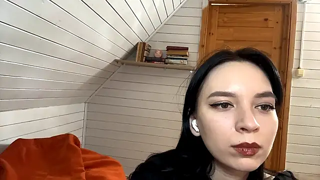 KiyokoEeds online show from 11-27-25, 10:06