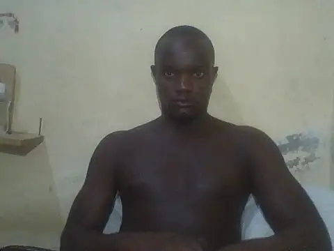 Snapshot of UsTwo_ chatting on 11-25-25, 09:04 UsTwo online show from 11-25-25, 09:04