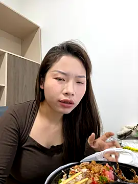 GYYoo online show from 12-05-25, 04:54