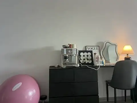 Snapshot of mitao_xx chatting on 05-15-26, 07:26 mitao xx online show from 05-15-26, 07:26