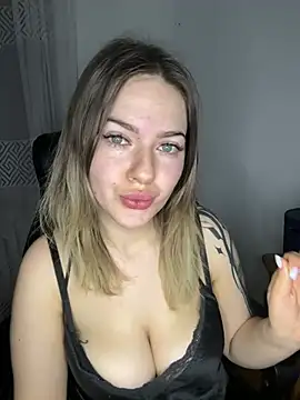 SoniaLav online show from 02-10-26, 06:23