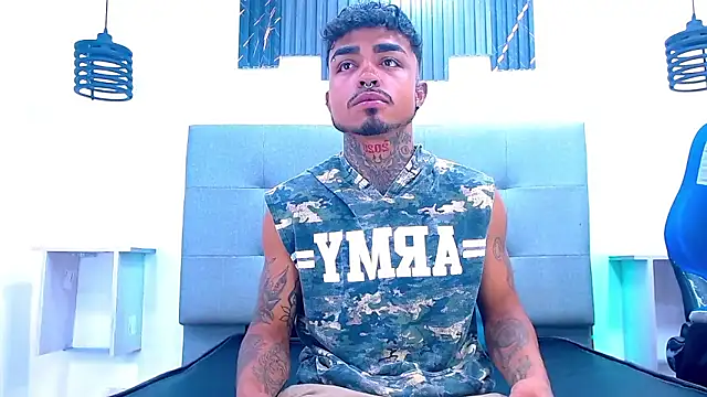 Hot Latino x online show from 01-07-26, 01:02