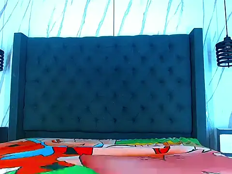 Hot Latino x online show from 01-17-26, 12:43