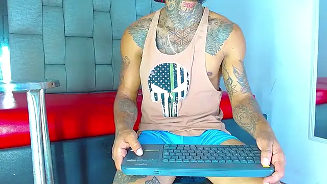 Hot Latino x online show from 03-18-26, 07:17