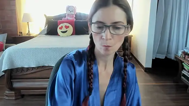 Charlotte-Willson online show from 03-31-26, 02:50