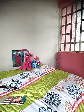 Snapshot of Venus2357 chatting on 11-25-25, 04:18 Venus2357 online show from 11-25-25, 04:18