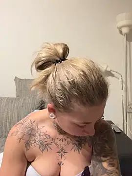 Antoniia69 online show from 12-23-25, 12:08