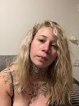 Antoniia69 online show from 01-12-26, 04:45