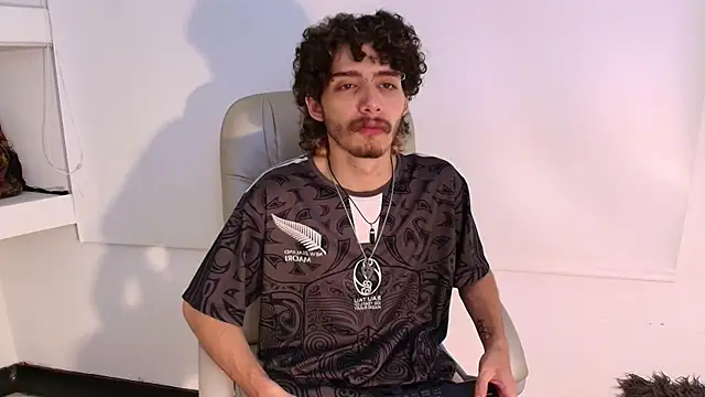 JojoBraando online show from 04-07-26, 12:11