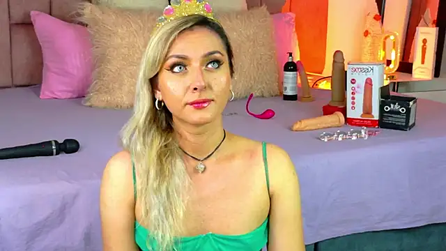 Lunitaa Diva online show from 01-15-26, 03:05