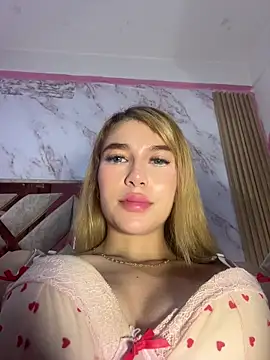 valeryfox   online show from 12-05-25, 12:58