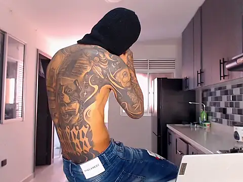 master Tripa online show from 12-04-25, 01:53