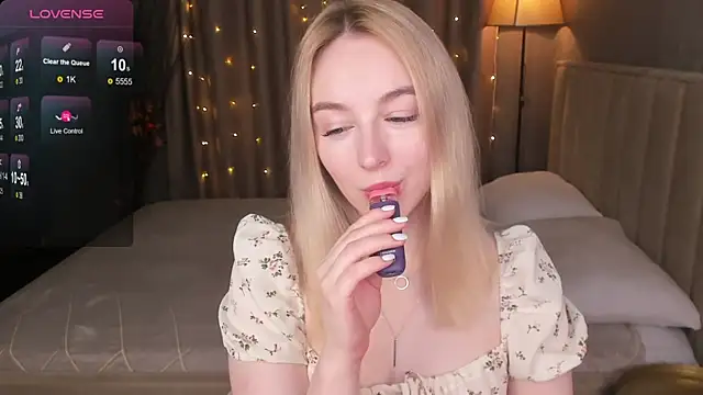 Shy Polly online show from 05-29-26, 12:08