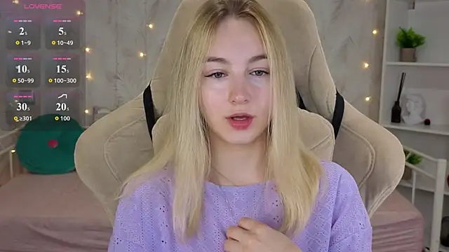 Shy Polly online show from 07-19-26, 12:03