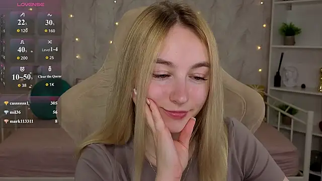 Shy Polly online show from 07-23-26, 01:58