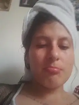 Snapshot of AnaMaria-12 chatting on 11-29-25, 09:07 AnaMaria-12 online show from 11-29-25, 09:07