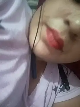 Snapshot of Priya_089 chatting on 04-24-26, 05:32 Priya 089 online show from 04-24-26, 05:32