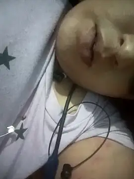 Snapshot of Priya_089 chatting on 05-01-26, 07:18 Priya 089 online show from 05-01-26, 07:18