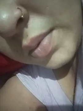 Snapshot of Priya_089 chatting on 06-07-26, 12:37 Priya 089 online show from 06-07-26, 12:37