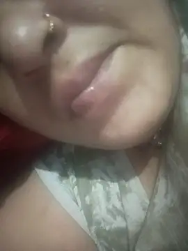 Snapshot of Priya_089 chatting on 08-06-26, 01:40 Priya 089 online show from 08-06-26, 01:40