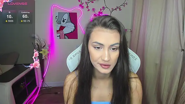 Snapshot of AdeleLuu chatting on 11-30-25, 01:20 AdeleLuu online show from 11-30-25, 01:20