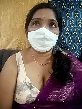 Soni-queen online show from 11-30-25, 03:38