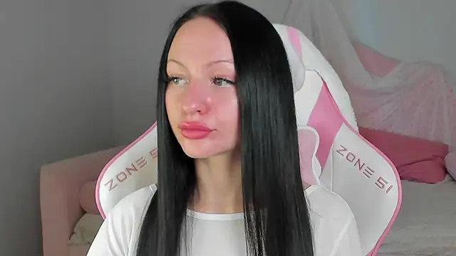 NaomiBlakes online show from 12-04-25, 05:28