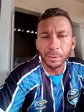 RobertoLuiz84 online show from 02-15-26, 08:49