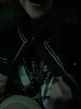 Queen-of-Love online show from 01-13-26, 09:20