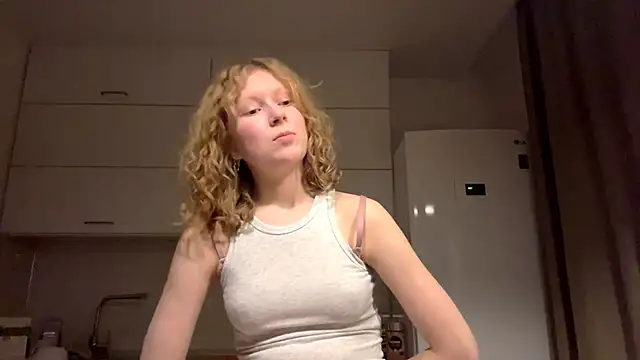 ElfriedaZwack online show from 12-03-25, 04:38