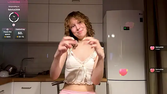 ElfriedaZwack online show from 03-10-26, 04:12