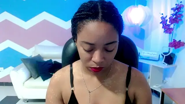 cataleya eebony online show from 11-30-25, 11:14