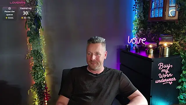 Hunter Fl online show from 04-09-26, 03:50