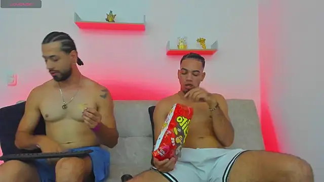 heteros curious online show from 03-23-26, 12:58