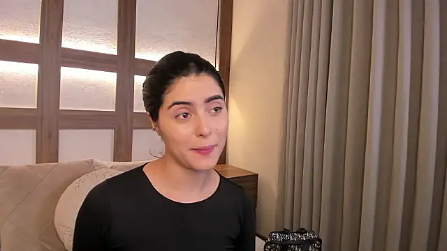 SarhaVega online show from 02-15-26, 12:25