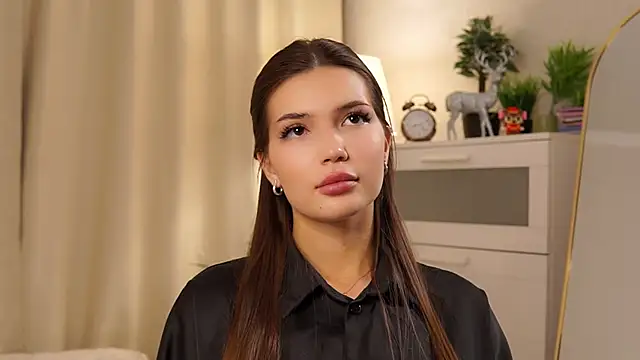 MiriamFeavel online show from 11-23-25, 12:38