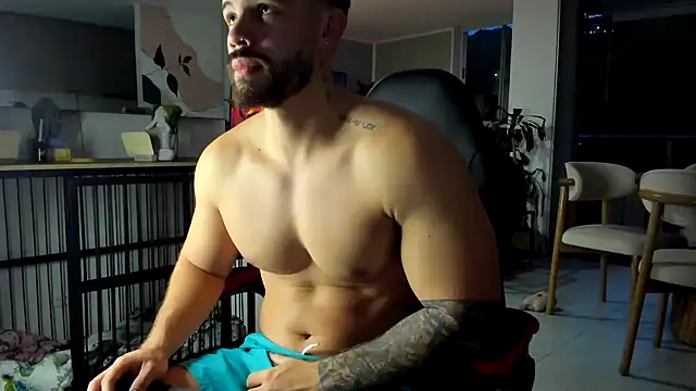 Snapshot of Valenthino_Salvatore chatting on 07-04-26, 11:33 Valenthino Salvatore online show from 07-04-26, 11:33