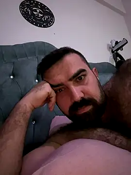 Ali2413 online show from 12-17-25, 08:48